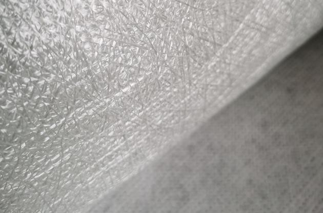 Guía para las alfombrillas combinadas con costuras de velo de superficie
